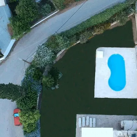 Leonton With A Private Pool *