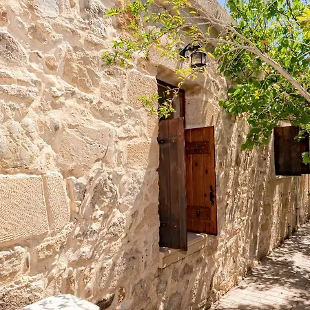Villa Leonton With A Private Pool Kissamos