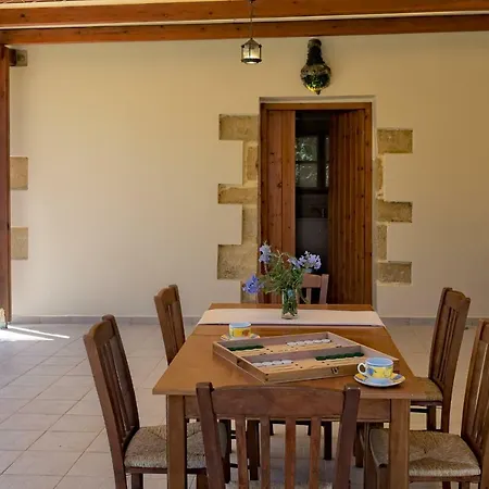 Villa Leonton With A Private Pool Kíssamos