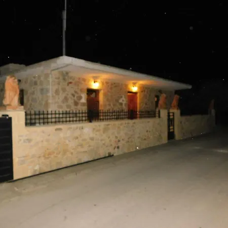 Villa Leonton With A Private Pool Kissamos